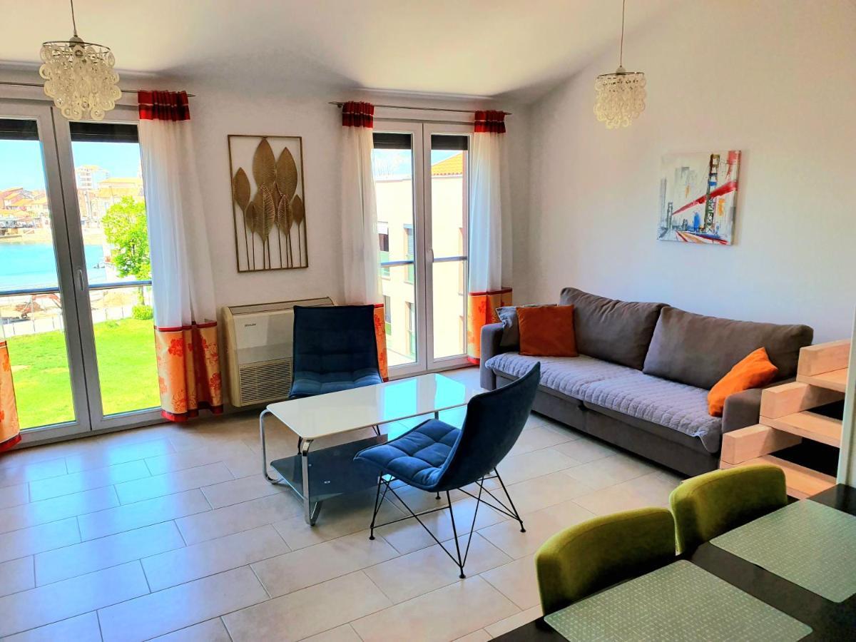 Apartman 21 Umag Luaran gambar